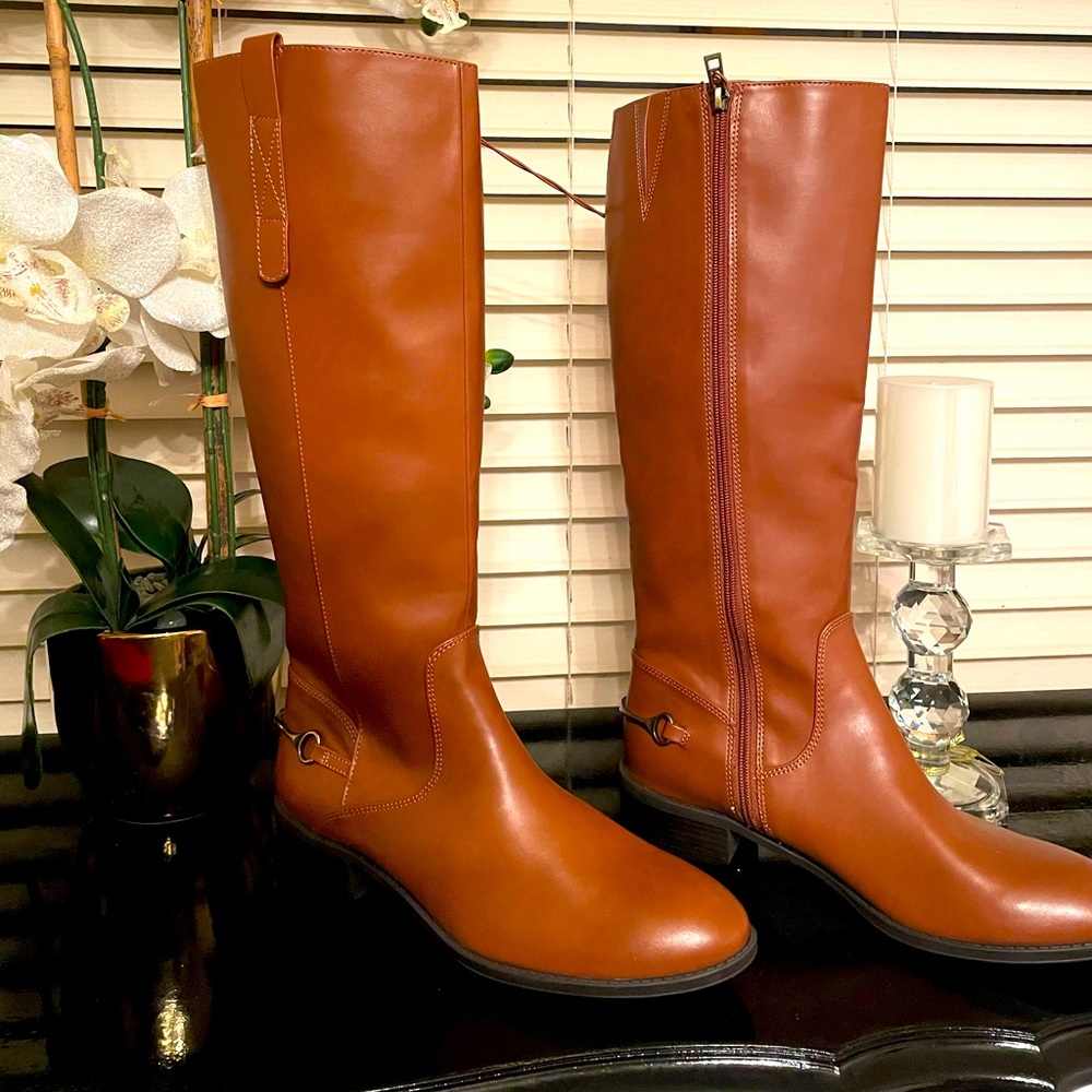Sam and Libby Tall Tan Ridding Boots